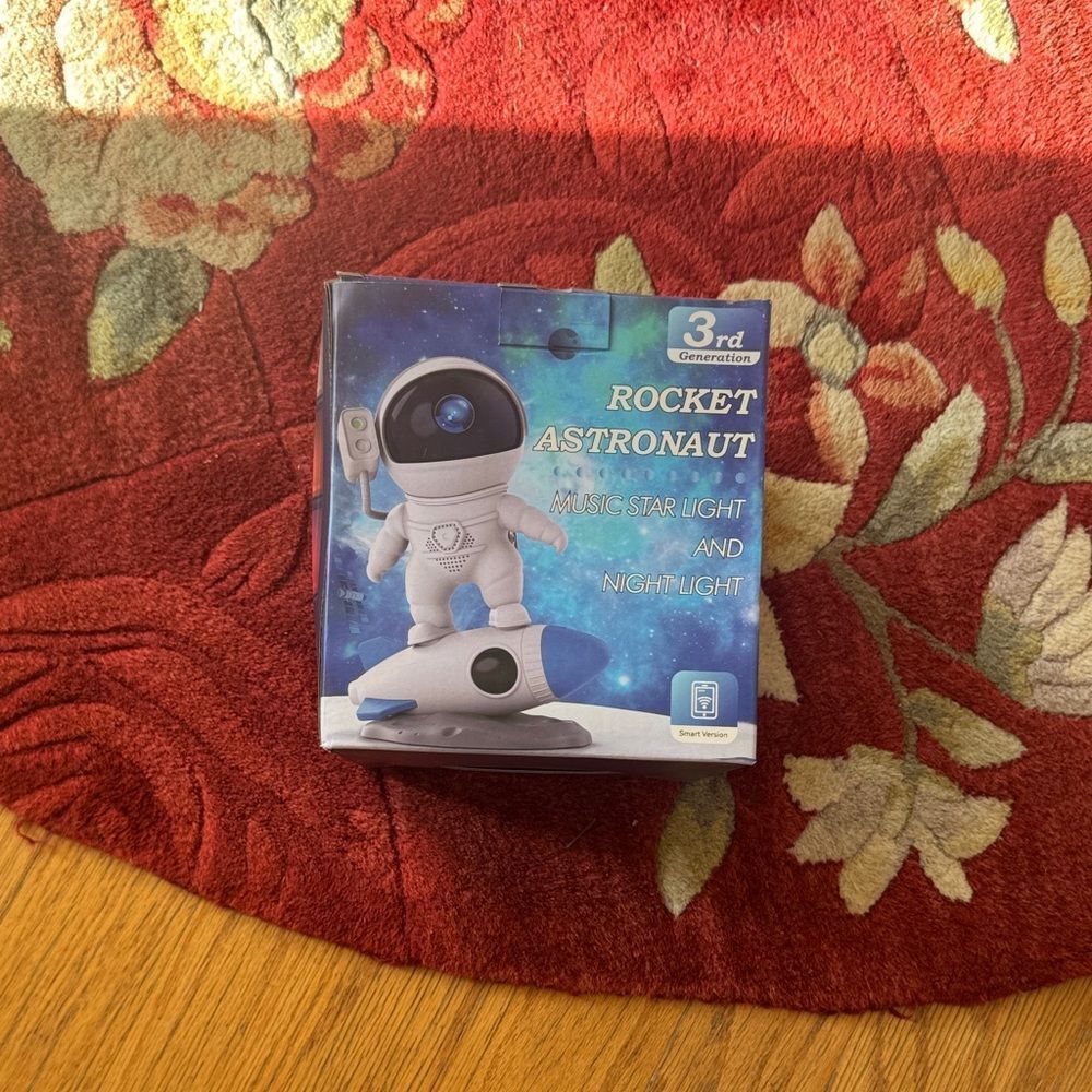 Rocket Astronaut Music Star Light and Nightlight NWT